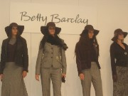 Thumbs/tn_Krefeld-Strssenmodenschau-2005 085.jpg